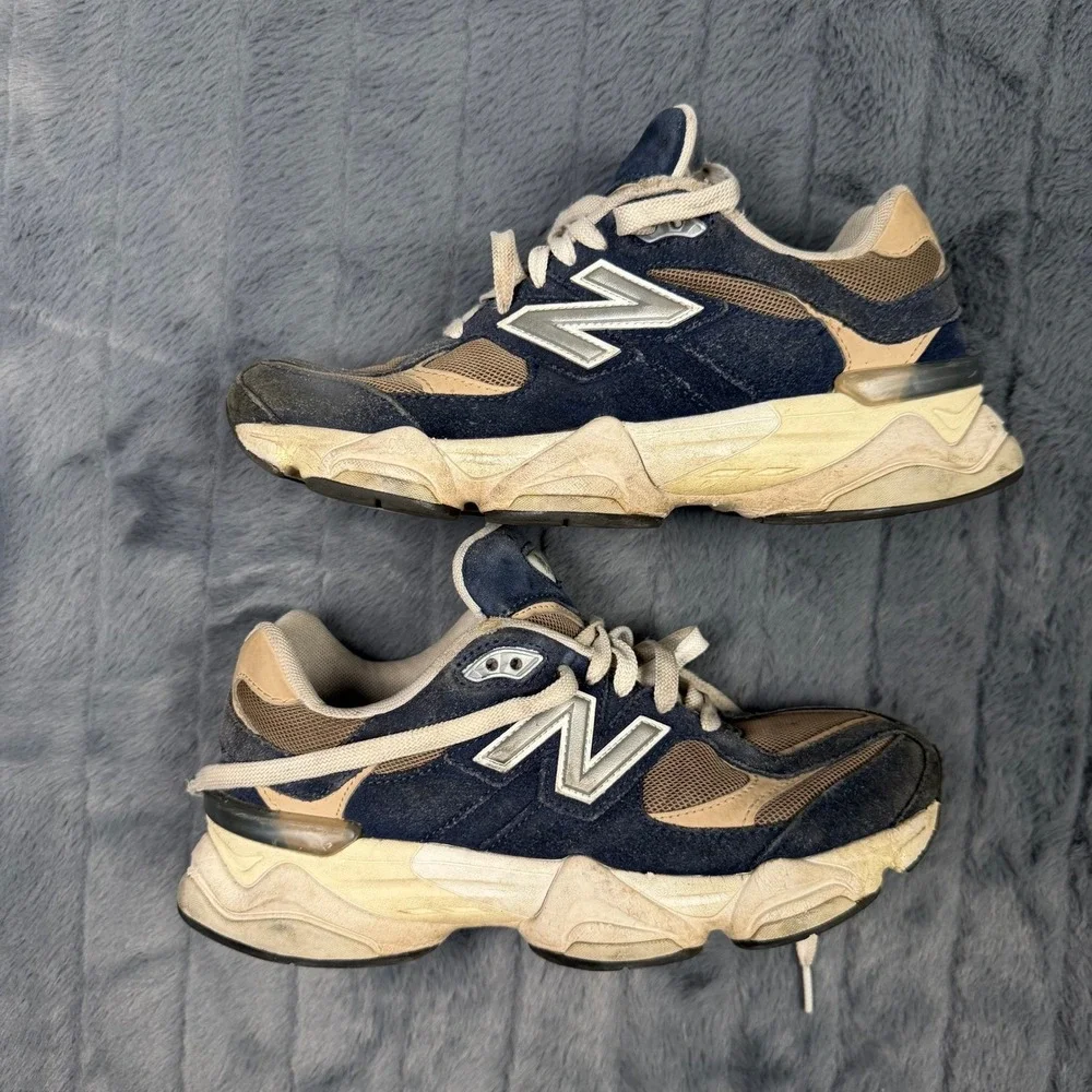 New Balance 9060 Navy Tan Suede Mesh Sneakers GC9060NRB Mens 7